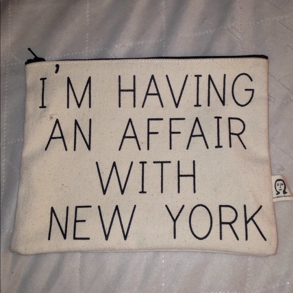 NYC Pouch
